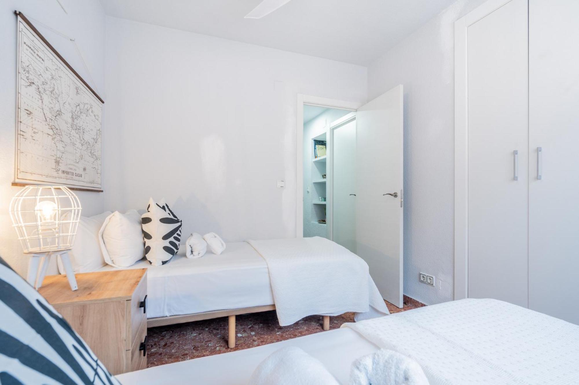 Apartamento Familiar En Avenida Del Puerto Valencia Kültér fotó